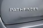 Nissan Pathfinder Hybrid 2015 года